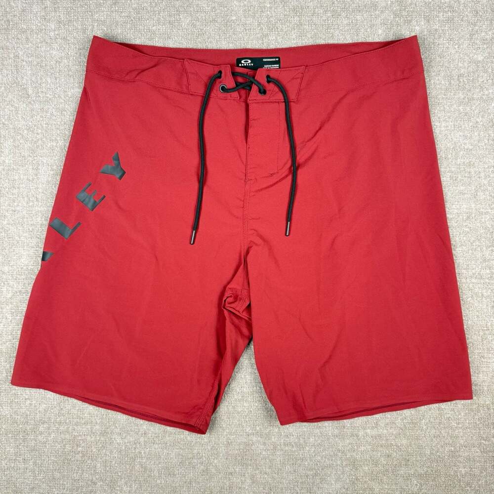 Oakley Cut Logo Boardshort 20 Iron Red size 40